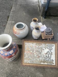 【出張買取・富山市】納屋の整理で花瓶や古銭をお買取しました。