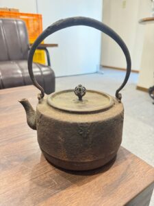 【お持ち込み・高岡市】鉄瓶をお買取りしました。