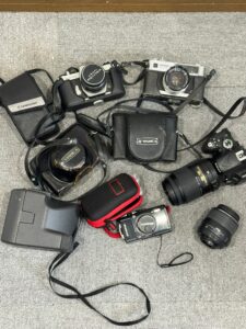 【リピーター様・高岡市】カメラを大量にお買取りしました。