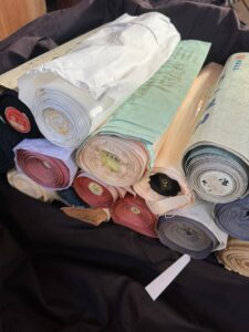 【出張買取・南砺市】大量の着物、帯をお買取りしました。