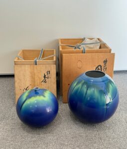 【出張買取・砺波市】九谷焼の人間国宝の徳田八十吉先生の花瓶をお買取りしました。