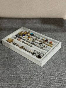 【富山県氷見市】長年集めてこられたイミテーション・メッキの指輪をまとめてお持ち込みくださいました！