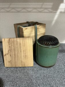 【店頭買取・射水市】小杉焼の鴨徳利、花瓶、香炉等、他数点をお買取りしました。