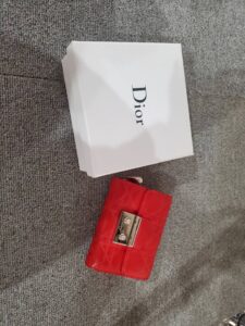 【富山県高岡市】ご近所様よりDiorの財布を高価買取♪ブランド品の売却もお任せください！