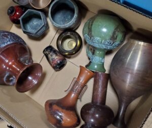 【出張買取・富山市】銅器の花瓶、香炉、掛軸、贈答品などをお買取りしました。