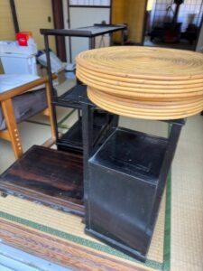【出張買取・氷見市】茶棚や茶道具、屏風などをお買取りしました。