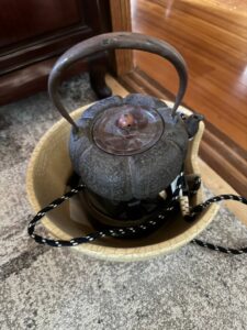 【富山県富山市】新聞広告をご覧いただき、生前整理で鉄瓶・自在・貴金属・茶道具などを買取しました！