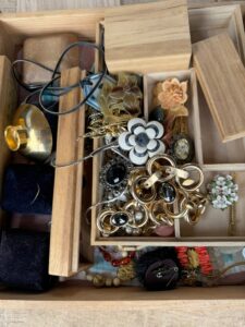 【出張買取・小矢部市】アクセサリーや貴金属などをお買取りしました。