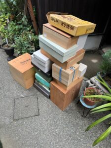 【富山県砺波市】お客様からのご紹介で出張買取へ!引き出物や茶道具など多数お買取りしました!