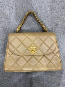 【店頭買取・高岡市】CHANELチェーンハンドバッグをお買取りしました。