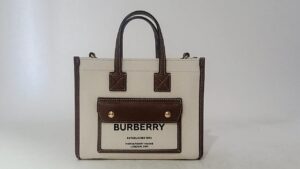 【富山県高岡市】BURBERRYのミニフレヤトートバッグを高価買取しました!