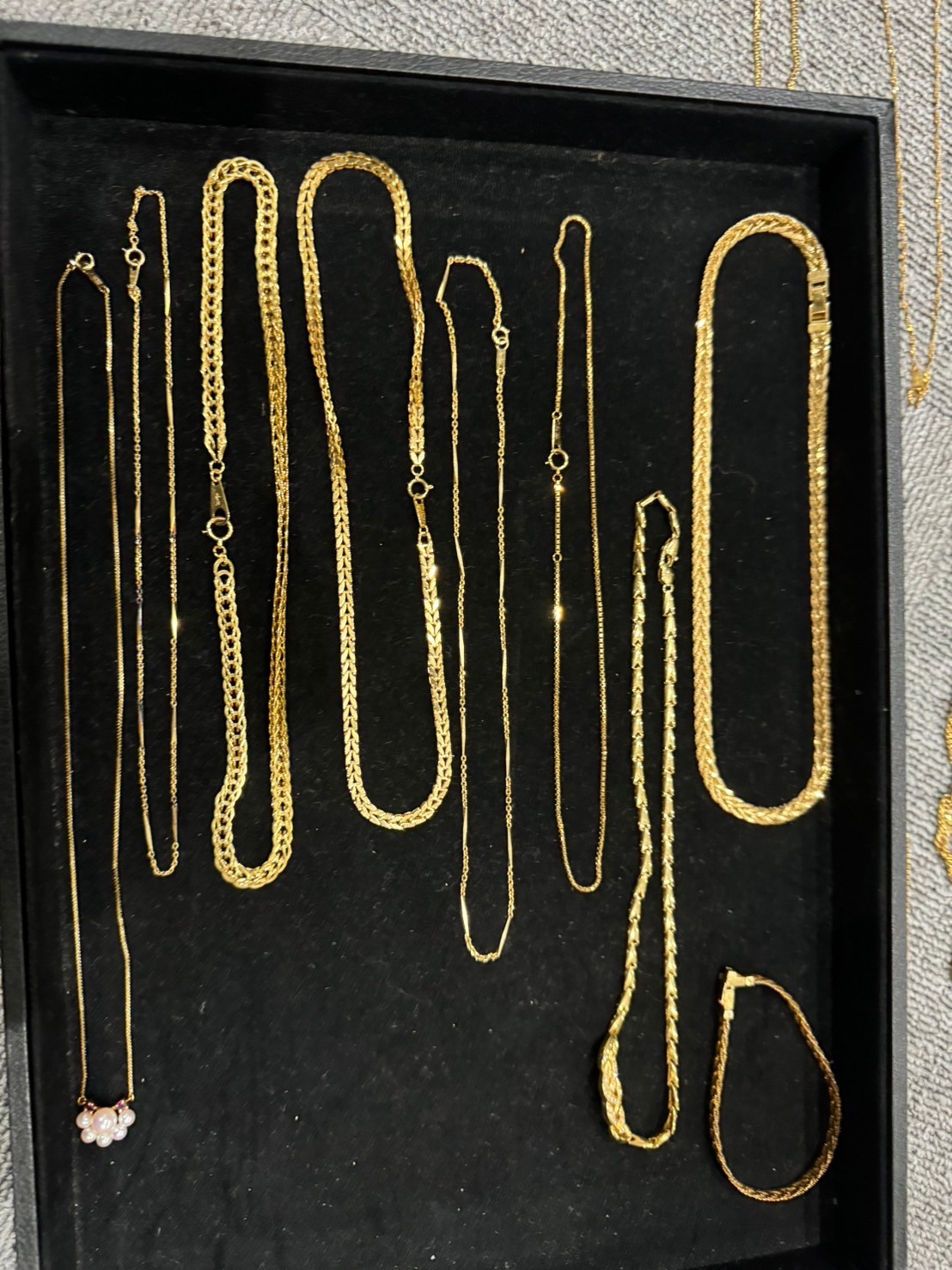 【富山県高岡市】金の価値が高騰中！ネックレス・ブレスレットを店頭買取しました