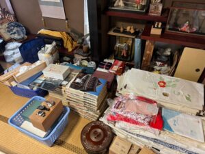【富山県射水市】他社との相見積もりで選ばれました！遺品整理の骨董品多数を高価買取！