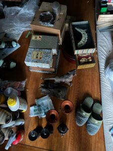 【富山県氷見市】地震の影響で公費解体予定のご自宅へ出張買取！銅器や掛軸などをお買取りしました。