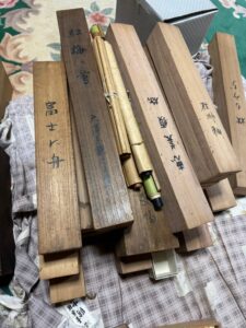 【富山県射水市】地震被害による家屋解体前に出張買取のご依頼をいただきました。