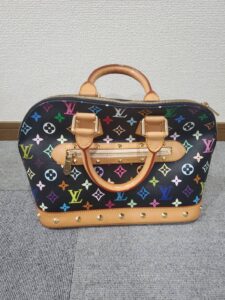 【富山県高岡市】引っ越しに伴うご相談でブランドバッグを多数お持ち込みくださいました。