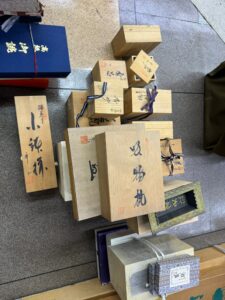 【富山県黒部市】口コミを見てご依頼！天神様や人形、九谷焼などの遺品整理での出張買取に伺いました。
