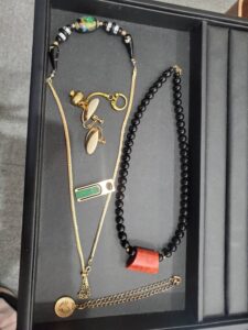 【富山県高岡市】お母様の遺品であるアクセサリーを丁寧に査定・お買取いたしました！