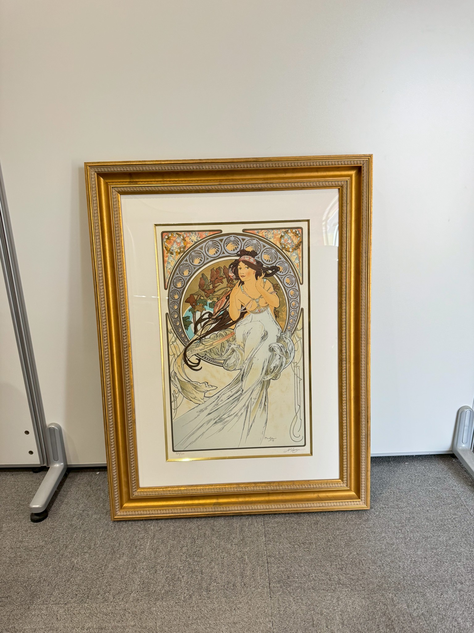 【富山県高岡市】LINE相談から訪問鑑定へ｜備前焼の壷とミュシャのリトグラフを買取しました