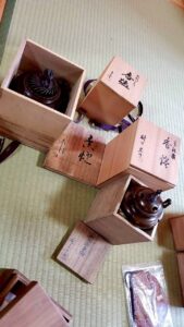 【石川県津幡町】空き家の片付けにて出張買取!銅器香炉・九谷焼・輪島塗・仏像など幅広くお買取りしました