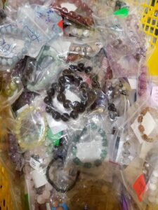 【富山県富山市】パワーストーンや貴金属の出張買取を行いました！