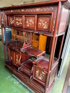【富山県高岡市】屋久杉の茶棚や黒柿の座卓などを出張買取いたしました！