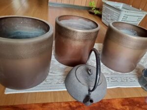 【富山県高岡市】重たい火鉢や古銭もOK！生前整理で鉄瓶・銅器火鉢などを出張買取いたしました！