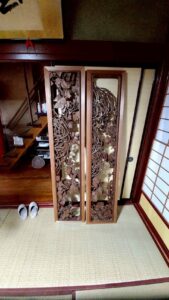 【石川県金沢市】リフォームに伴う片付けで欄間や着物、K18アクセサリーなどをお買取りしました。