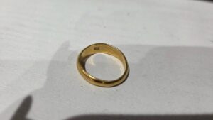 【富山県富山市】銀杯や純金リングなどをお買取りしました。