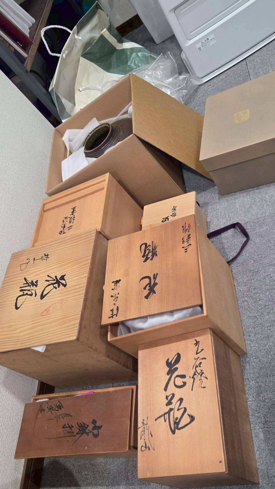 【富山県高岡市】リピーター様ご来店！九谷焼や輪島塗など多品目を丁寧に査定しました！